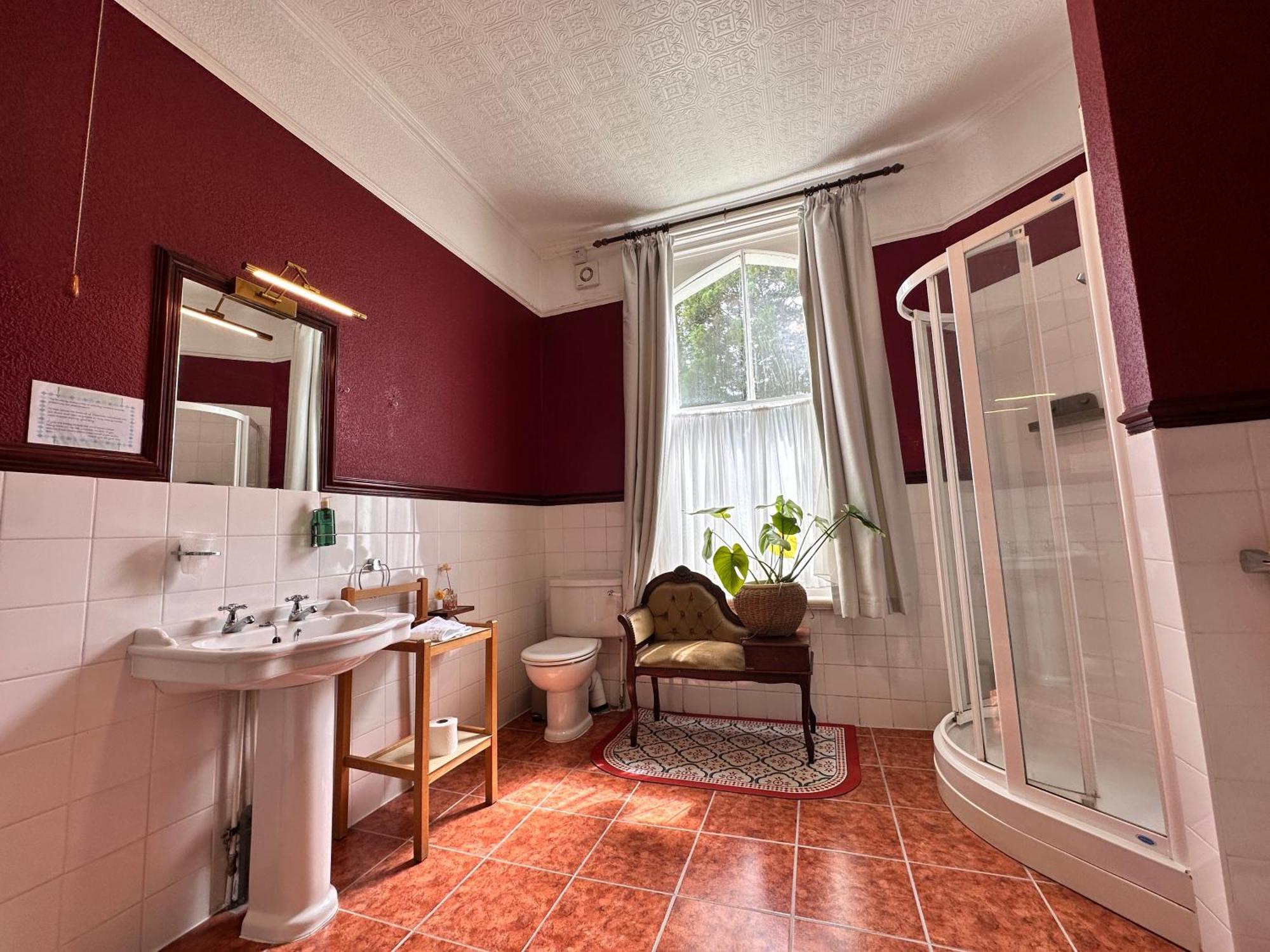 Hotel The Buckley Arms Dinas Mawddwy Esterno foto